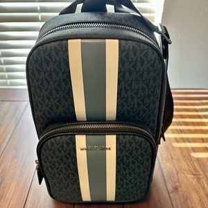 Michael Kors Sling Bag